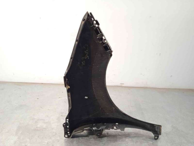 Recambio de aleta delantera izquierda para peugeot 5008 style referencia OEM IAM 7840Y7 - Negro 2