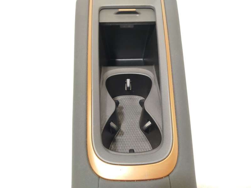 Recambio de consola central para cupra eboost born referencia OEM IAM 10E863475NCY 4
