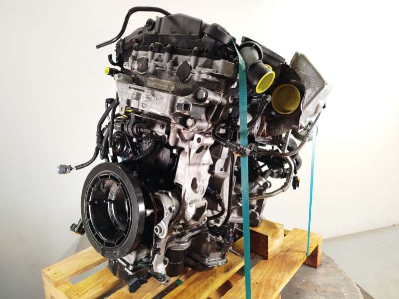Recambio de despiece motor para citroën c4 cactus 1.2 thp 110 referencia OEM IAM HN01 HNZ - Blanco 2