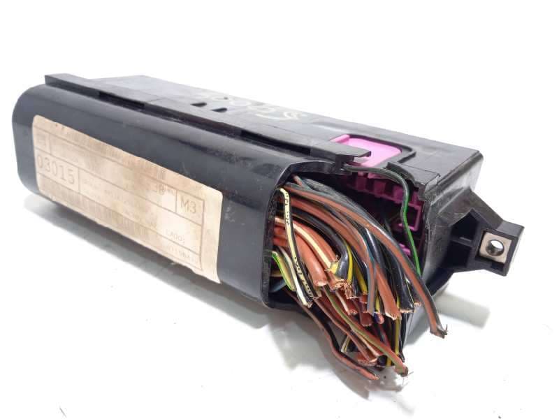Recambio de caja reles / fusibles para seat ibiza (6j5) 1.6 tdi referencia OEM IAM 5J0937019 - Blanco 3