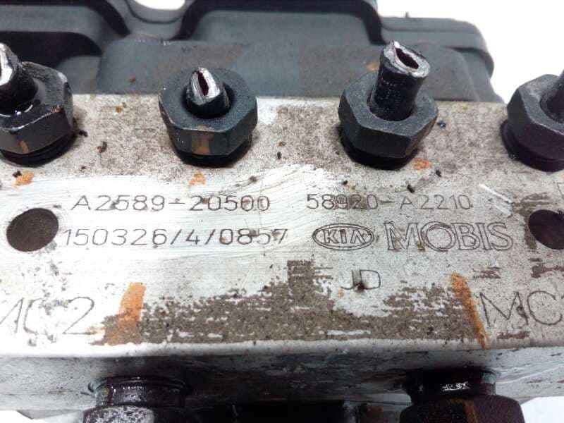 Recambio de abs para kia cee'd drive referencia OEM IAM 58920A2210 A258930500 A258920500 5