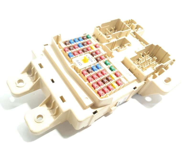 Recambio de caja reles / fusibles para kia niro referencia OEM IAM 91950G5331 - Blanco