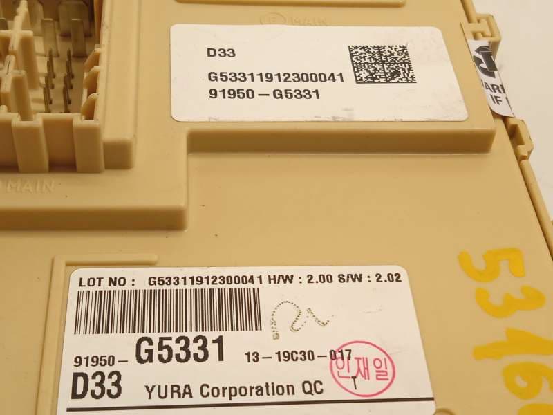 Recambio de caja reles / fusibles para kia niro referencia OEM IAM 91950G5331 - Blanco 5