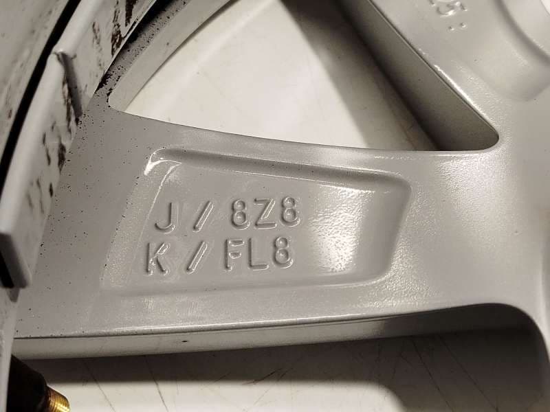 Recambio de llanta para skoda fabia iv (pj3) 1.0 tsi referencia OEM IAM 6VA601025J 9