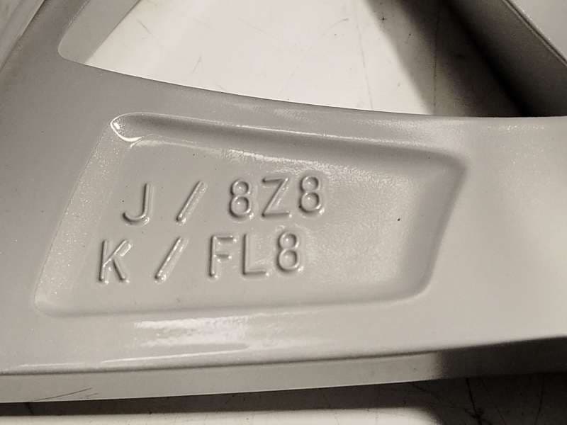 Recambio de llanta para skoda fabia iv (pj3) 1.0 tsi referencia OEM IAM 6VA601025J 8