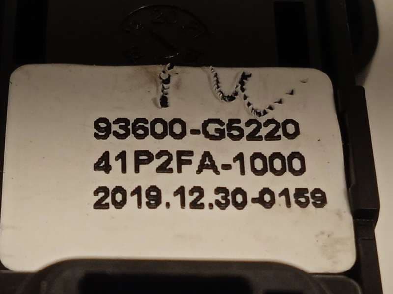 Recambio de mando multifuncion para kia niro referencia OEM IAM 93600G5220 - Blanco 4