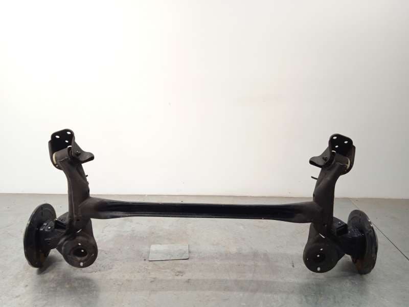 Recambio de puente trasero para ssangyong tivoli 1.2 referencia OEM IAM 4550035000 - Granate 4