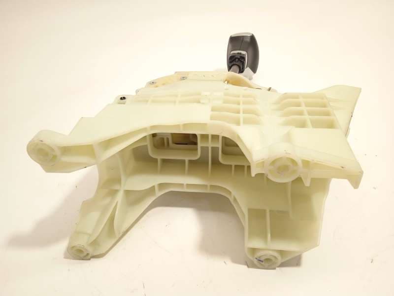 Recambio de palanca cambio para kia niro referencia OEM IAM 46701D4440 46700G5110 - Blanco 4