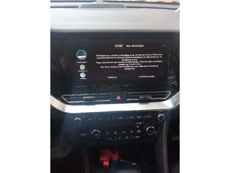 Recambio de pantalla multifuncion para kia niro referencia OEM IAM 96560G5580 - Blanco 7