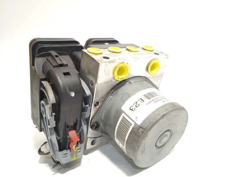 Recambio de abs para kia cee'd tech referencia OEM IAM 58920A2230 6158945200 A258920800