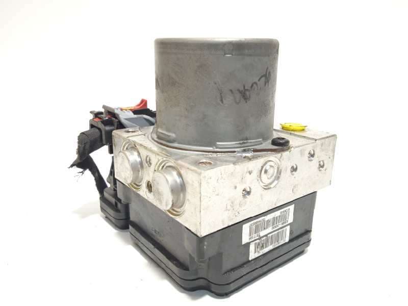 Recambio de abs para kia cee'd tech referencia OEM IAM 58920A2230 6158945200 A258920800 2
