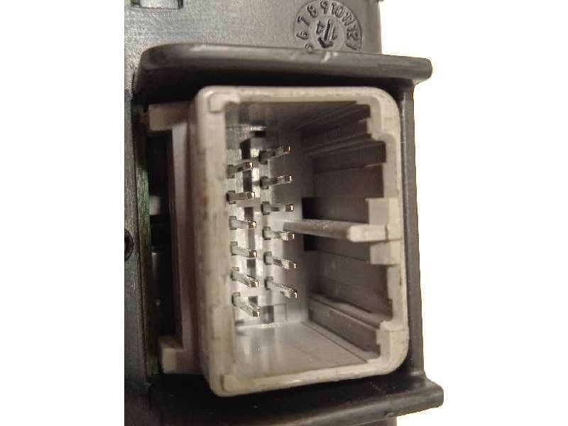 Recambio de modulo electronico para kia sportage basic 4x2 referencia OEM IAM 958002S500 - Blanco 4