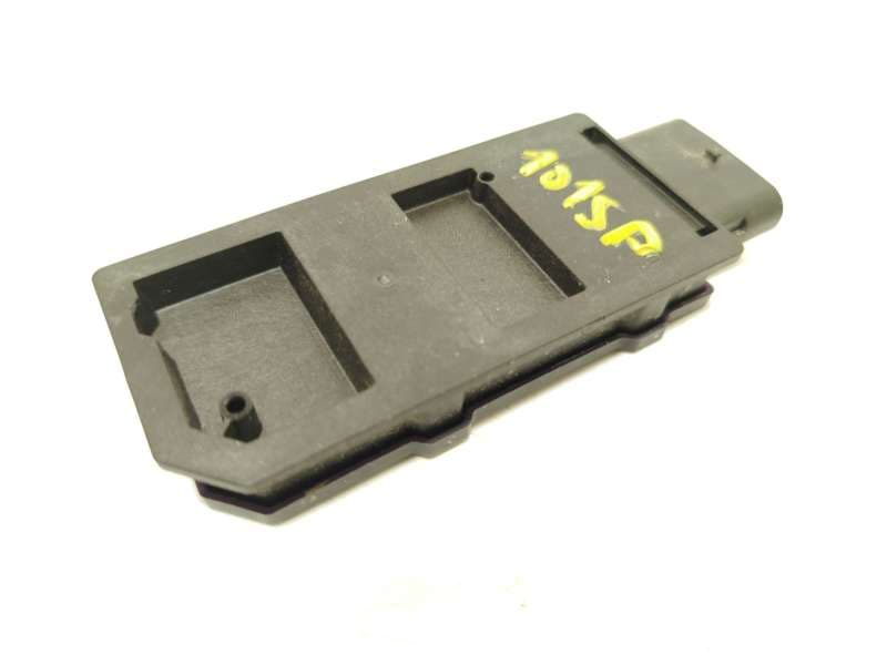 Recambio de antena para cupra eboost born referencia OEM IAM 5WA962133E 2