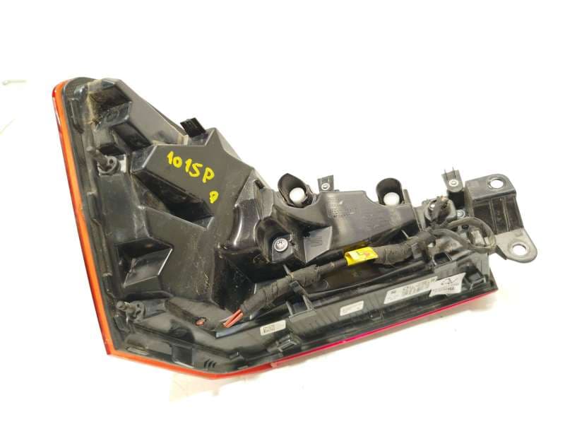 Recambio de piloto trasero derecho para cupra eboost born referencia OEM IAM 10E945096A 3