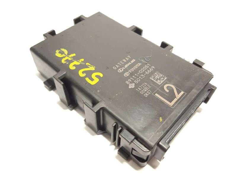 Recambio de modulo electronico para toyota c-hr referencia OEM IAM 8911102051  50136669 - Azul