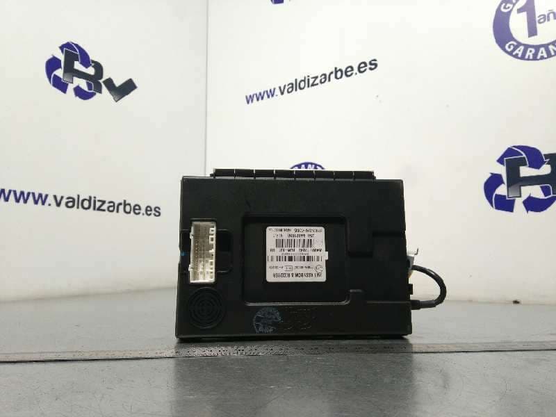 Recambio de modulo electronico para kia rio basic referencia OEM IAM 954001W542 - Rojo 2