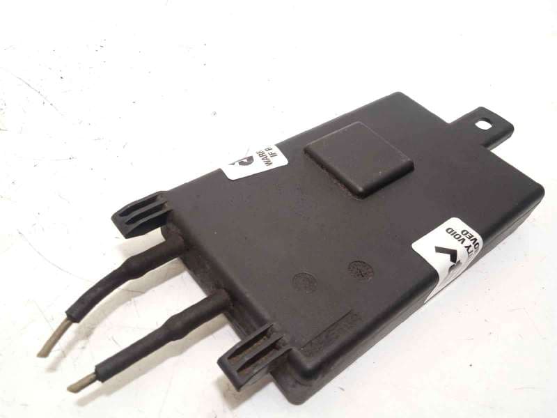 Recambio de antena para volkswagen touareg (7la) tdi r5 referencia OEM IAM 7L6035507J - Negro 2