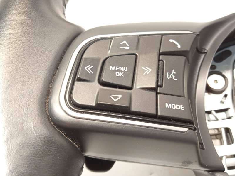 Recambio de volante para jaguar xe 2.0 diesel cat referencia OEM IAM GX733F563PD8PVJ 2