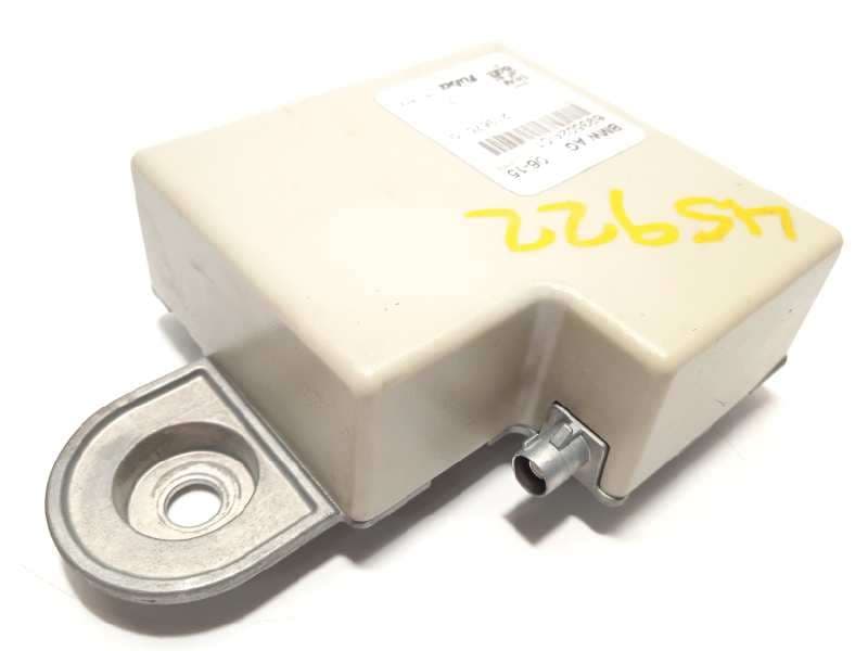Recambio de antena para bmw x3 (f25) sdrive 18d referencia OEM IAM 6935024 65206935024 - Gris