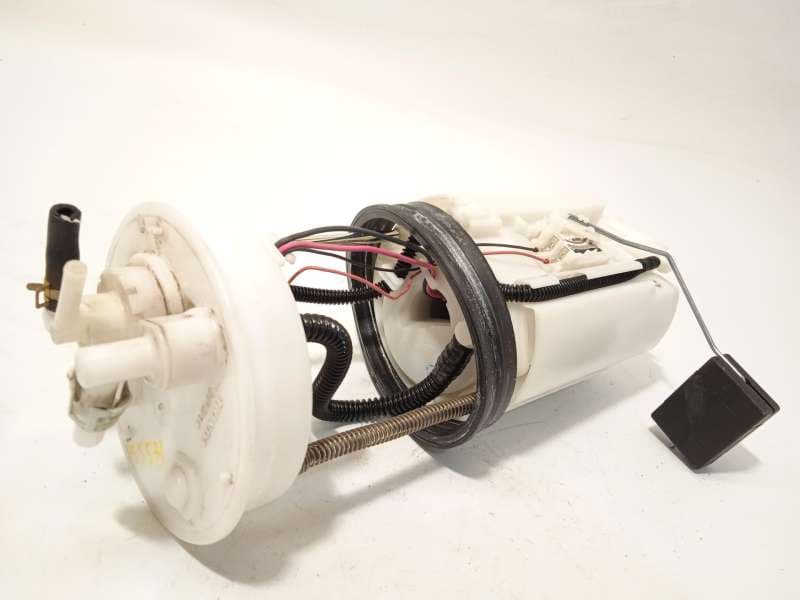 Recambio de bomba combustible para honda hr-v (ru) 1.5 (ru1) referencia OEM IAM 17045T5A000 - Negro