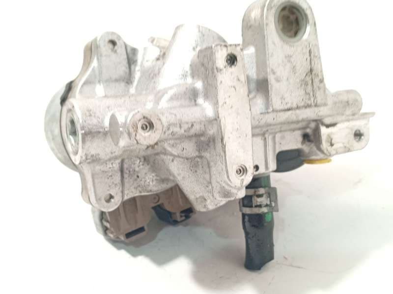 Recambio de servofreno para toyota auris hybrid active referencia OEM IAM 4707012010 - Blanco 3