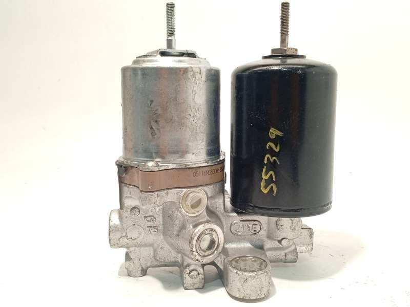 Recambio de servofreno para toyota auris hybrid active referencia OEM IAM 4707012010 - Blanco 3