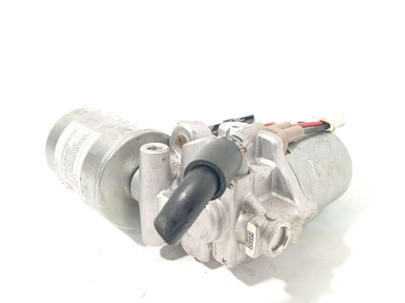 Recambio de servofreno para toyota c-hr hybrid advance referencia OEM IAM 4707047070 - Blanco 2