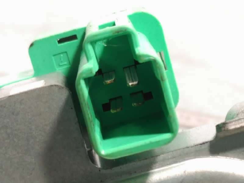 Recambio de motor limpia trasero para mitsubishi i-miev referencia OEM IAM 8253A069 - Blanco 4
