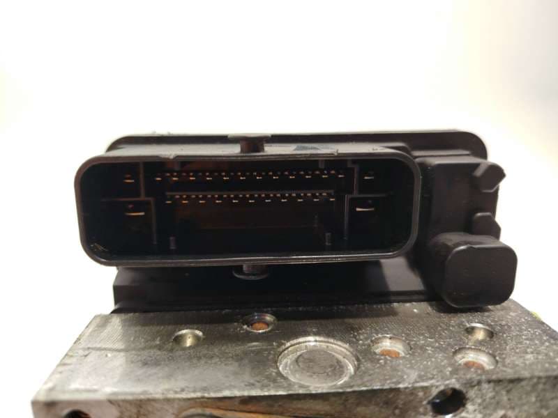 Recambio de abs para nissan leaf (ze1) electric referencia OEM IAM 476605SH5A  8921C0412 4