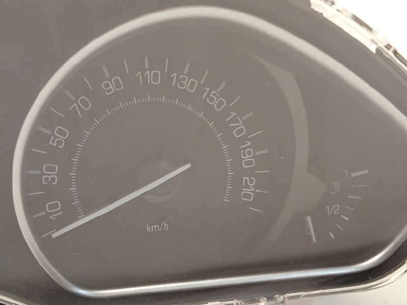 Recambio de cuadro instrumentos para peugeot 208 style referencia OEM IAM 9822621180 - Blanco 4
