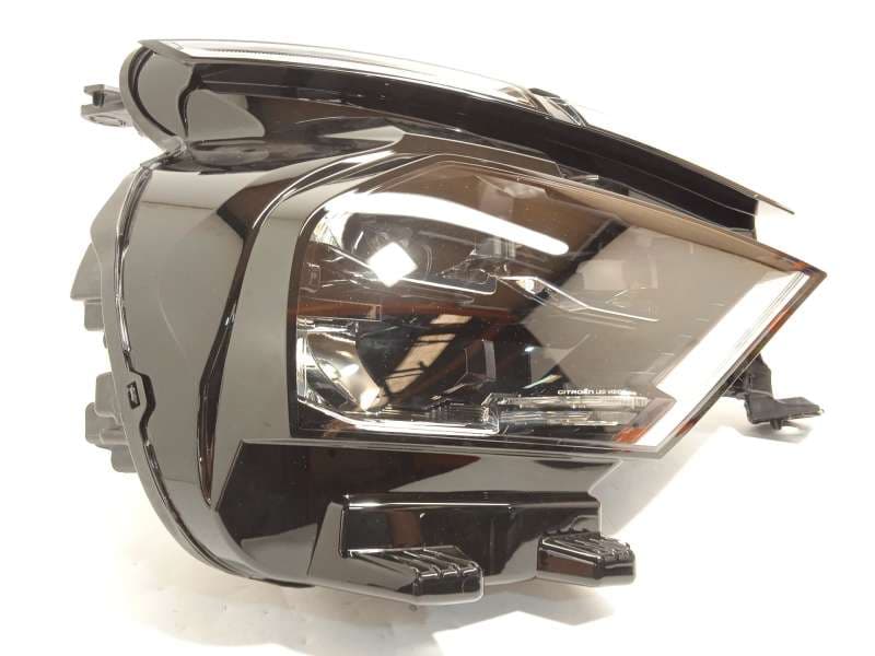 Recambio de faro derecho para citroën c4 iii 1.2 referencia OEM IAM 9830649280  73374698 2