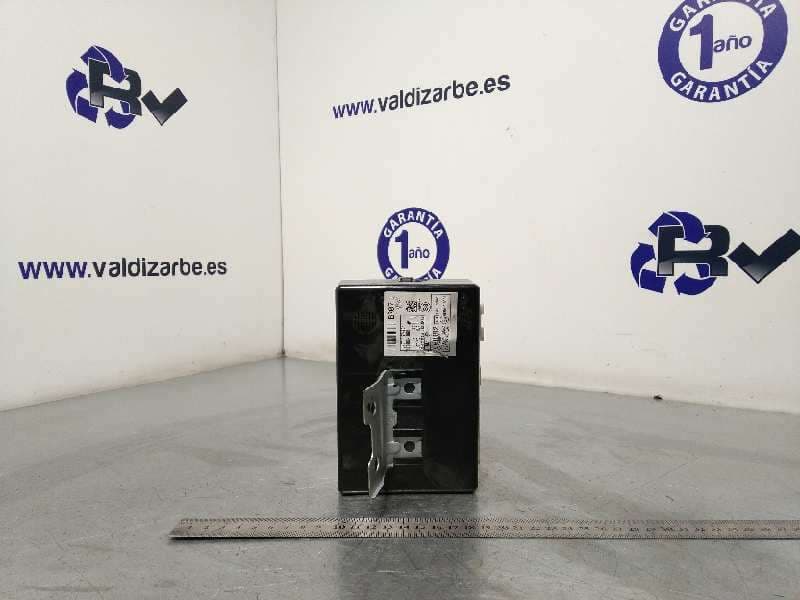 Recambio de modulo electronico para hyundai i20 city s referencia OEM IAM 954001JBB1 - Negro
