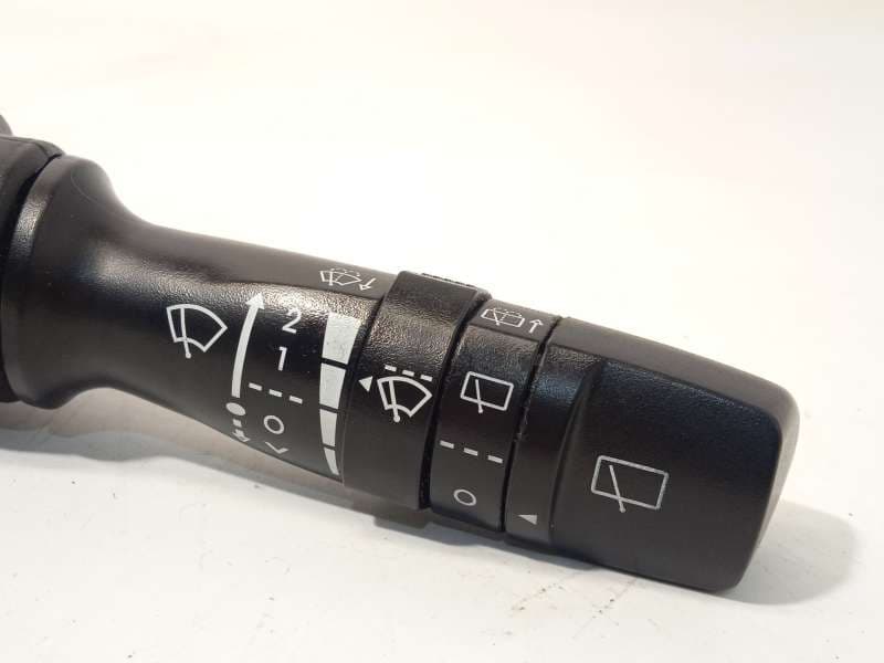 Recambio de mando limpia para hyundai i30 (gd) trend referencia OEM IAM 934202K560 - Blanco 2