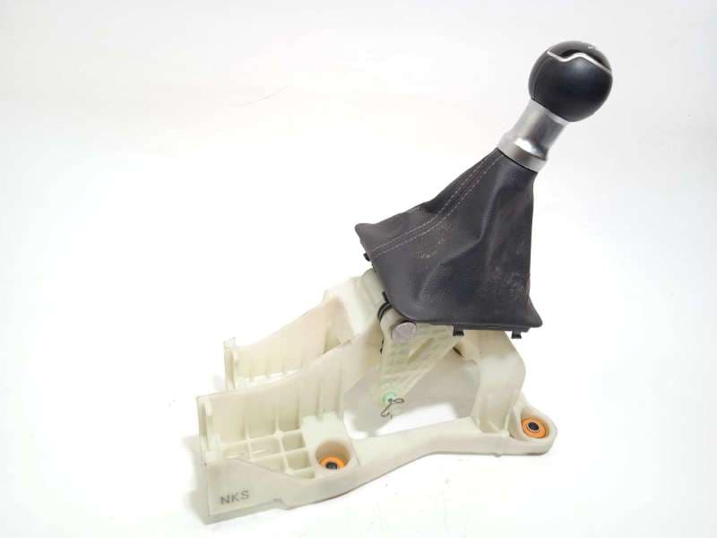 Recambio de palanca cambio para kia stonic (ybcuv) 1.2 cat referencia OEM IAM 43700H8160WK - Blanco 2