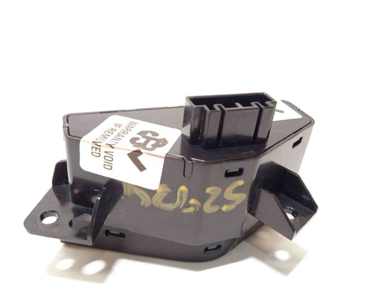Recambio de warning para lynk & co 01 phev referencia OEM IAM 8891957884 - Negro 3