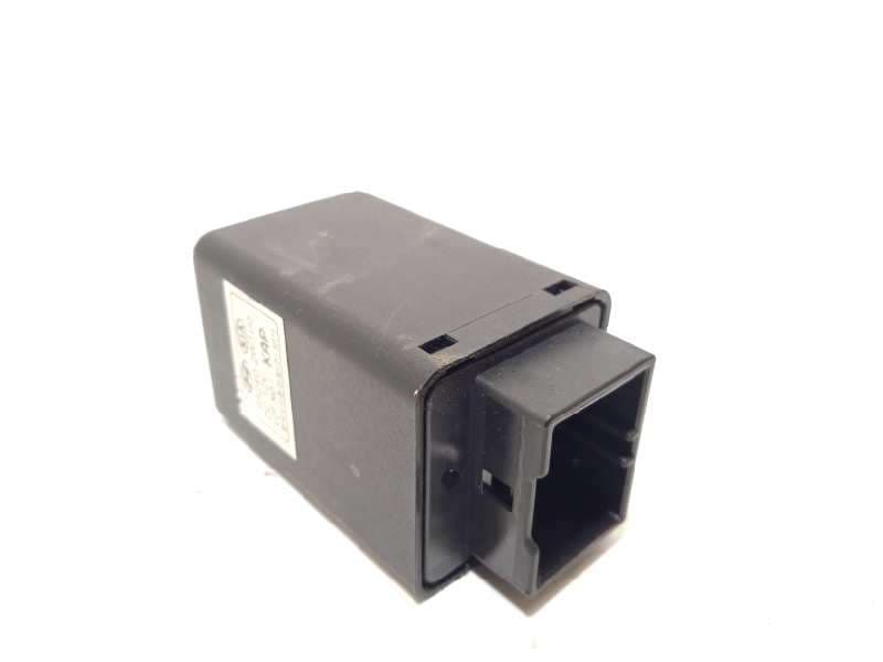 Recambio de modulo electronico para kia venga basic referencia OEM IAM 952402W100 - Blanco