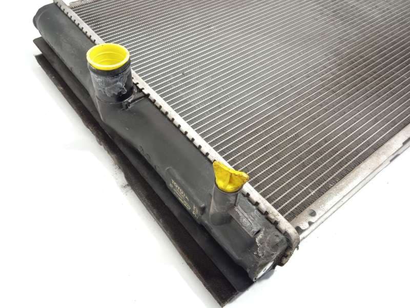 Recambio de radiador agua para toyota auris active referencia OEM IAM 164000N060 - Azul 2