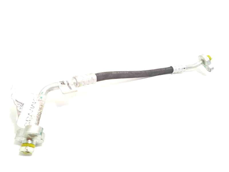 Recambio de tubos aire acondicionado para lynk & co 01 phev referencia OEM IAM 8888767663 - Negro