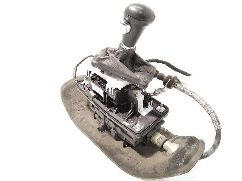 Recambio de palanca cambio para audi a5 coupe (8t) 2.7 tdi referencia OEM IAM 8K2713041H - Negro
