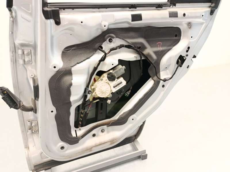 Recambio de puerta trasera derecha para bmw x3 (e83) 2.0 d referencia OEM IAM 41003449338 6