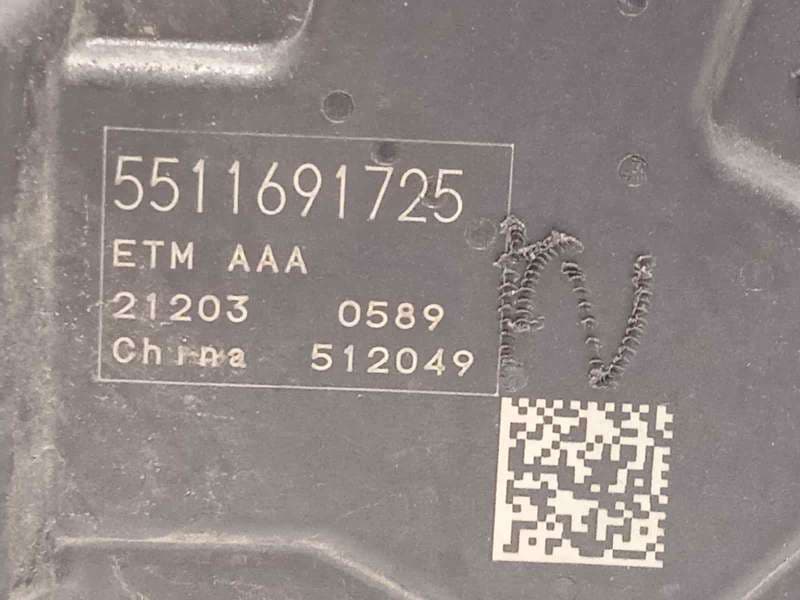 Recambio de caja mariposa para lynk & co 01 phev referencia OEM IAM 5511691725 - Negro 5