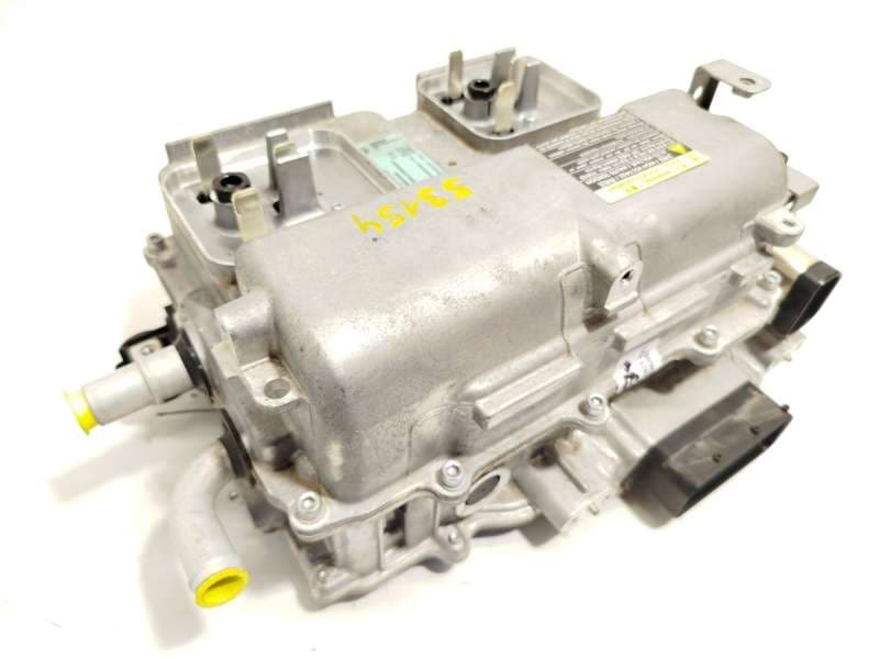 Recambio de convertidor potencia para kia niro referencia OEM IAM 366002B690 - Blanco