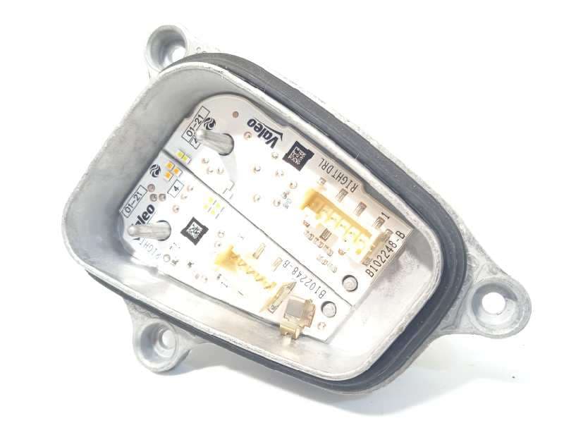 Recambio de centralita faros xenon para seat arona xcellence referencia OEM IAM 90118119 - Gris