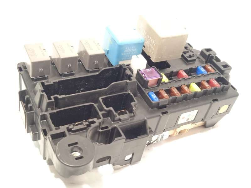 Recambio de caja reles / fusibles para subaru justy j13 1.0 referencia OEM IAM 85980B1010
