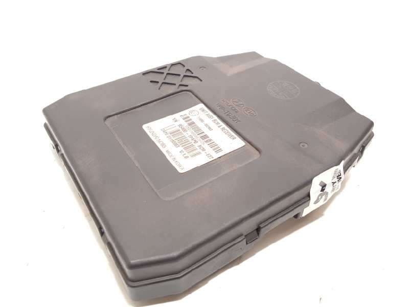 Recambio de centralita confort para kia venga basic referencia OEM IAM 954001PAP0 - Blanco 2