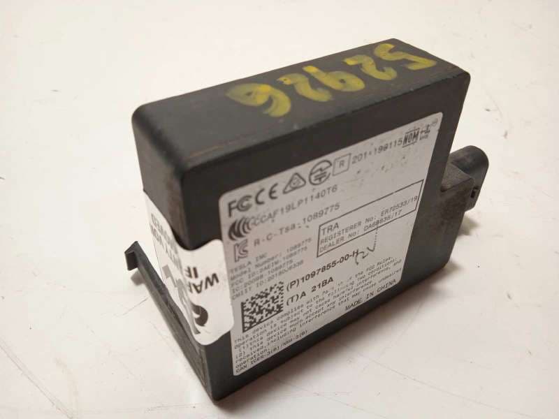 Recambio de modulo electronico para tesla model 3 referencia OEM IAM 109785500H - Blanco 2