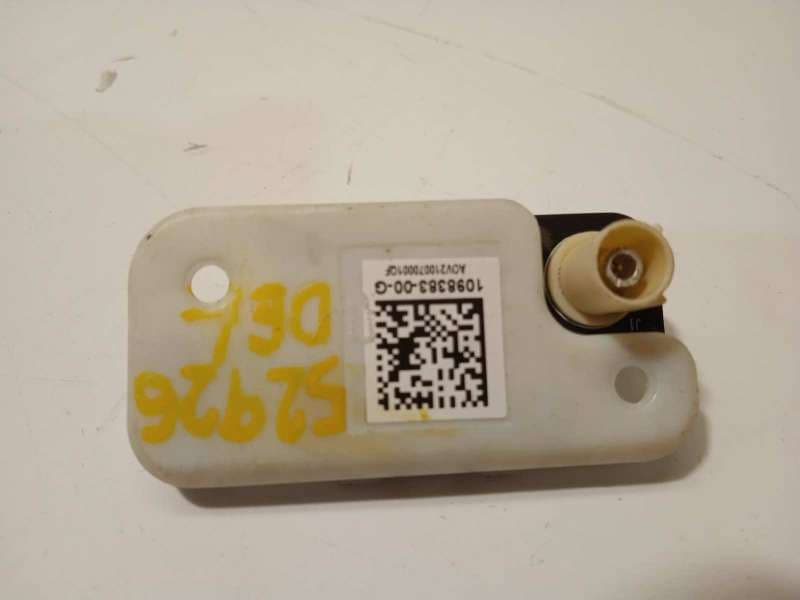 Recambio de modulo electronico para tesla model 3 referencia OEM IAM 109838300G - Blanco 3