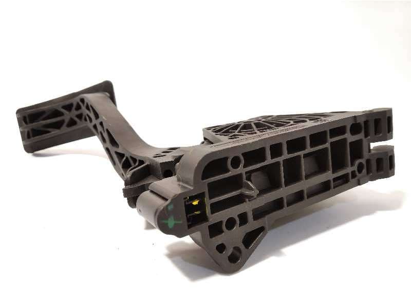 Recambio de potenciometro pedal para seat arona 1.0 tsi referencia OEM IAM 2Q1723503 - Blanco 3