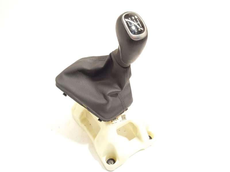 Recambio de palanca cambio para kia xceed (cd) 1.5 t-gdi referencia OEM IAM 43700J7115WK - Blanco