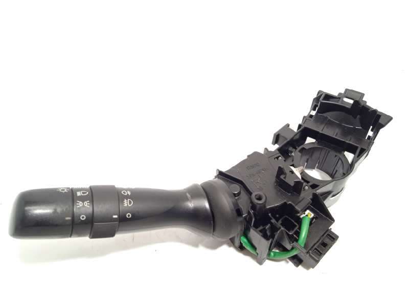 Recambio de mando luces para lexus is200 (ds2/is2) 200d referencia OEM IAM 4211117F534 - Blanco